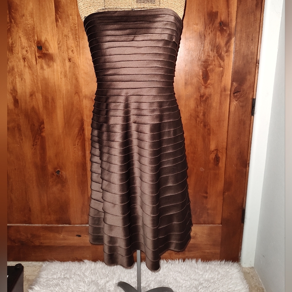 Brown Strapless Size 10 Tiered Adrianna Papell Boutique Dress